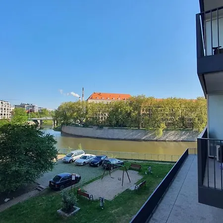 Midnight Blue Breslavia