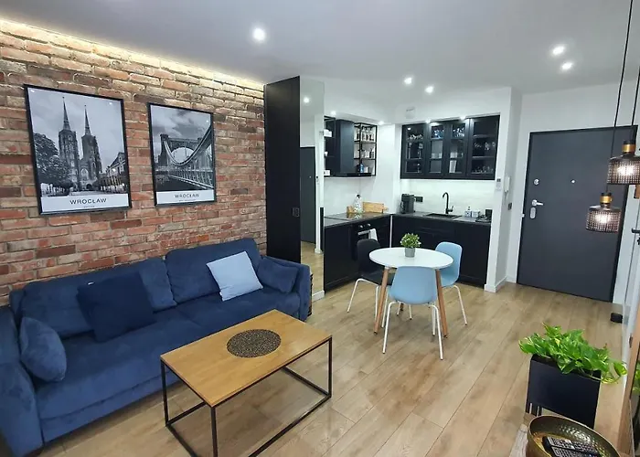 Midnight Blue Apartment Wroclaw