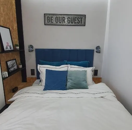 Midnight Blue Apartment Wroclaw