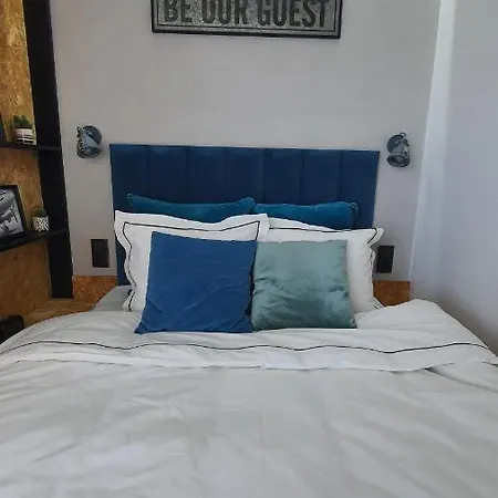 Apartment Midnight Blue